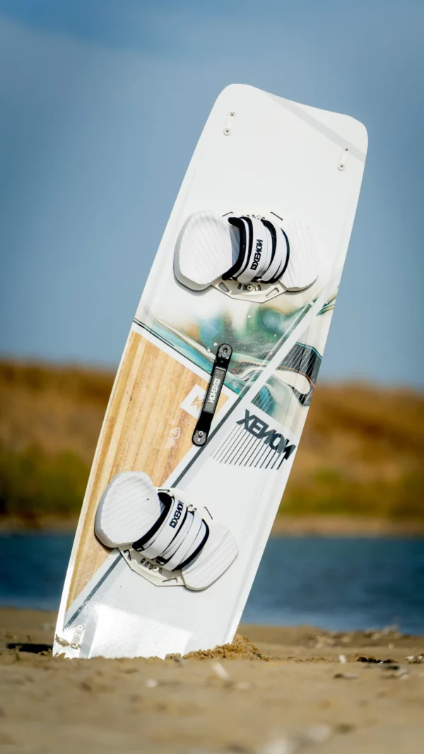 TWINTIP Xenon rayo progression freestyle kitesurf
